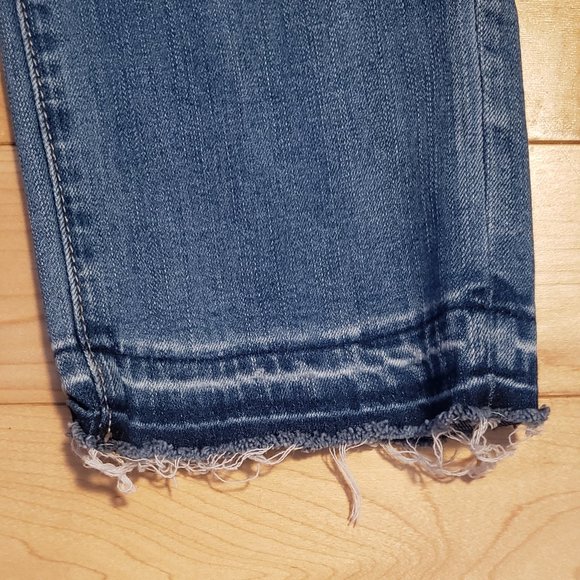 American Eagle Capris - Picture 8 of 9